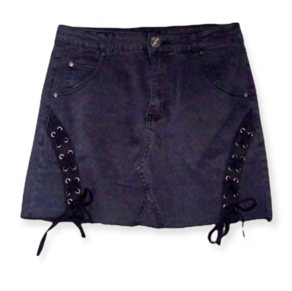 New lace up raw hem denim skirt size medium